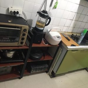 西文化小区70平顶楼两室简装带储藏室